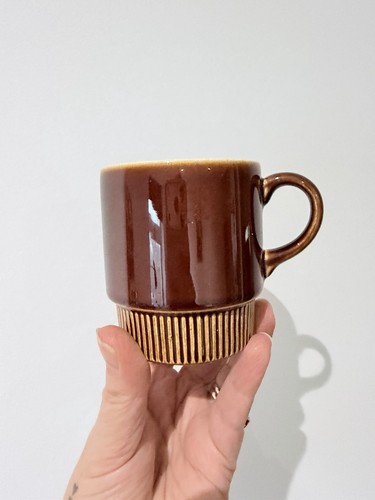 This vintage poole - is,