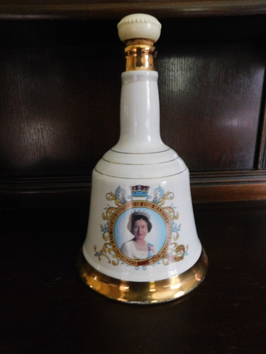 Wade queen elizabeth bells - ll,