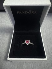 Pandora Elevated Red Heart