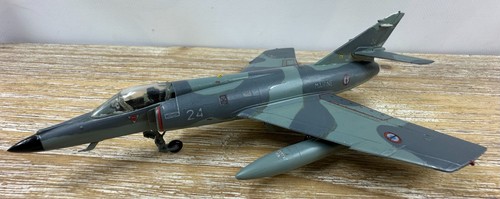 1990 airfix box mounted - 1990, 1.72°