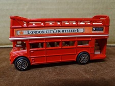 OLD ROUTEMASTER RED LONDON