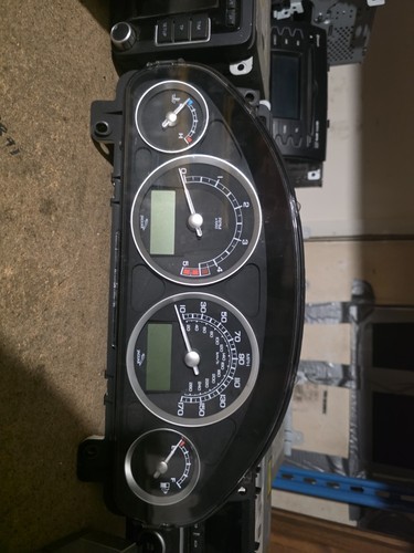Jaguar type speedometer - jaguar, s
