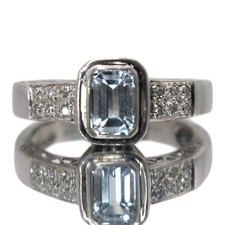 Aquamarine Ring Gold 9ct White
