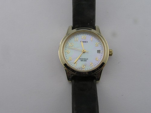 Vintage timex ladies - timex,