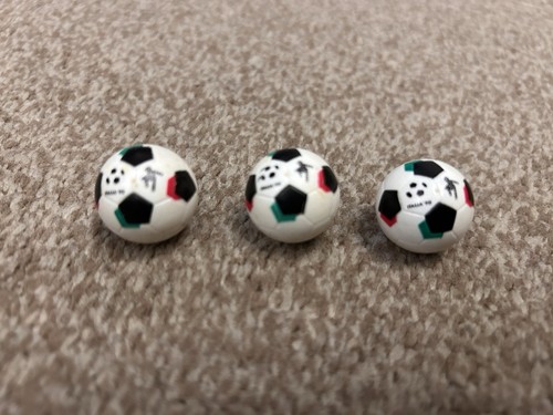 Subbuteo italia 90 balls - -,