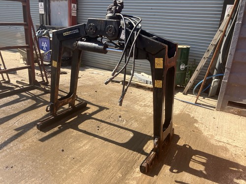 Hydraulic brick grab - brick,