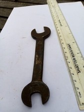 EE  SPANNER 1/4 3/8 NUT SIX