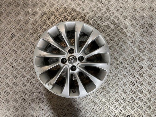 Vauxhall corsa 16 - 15-19, 16"