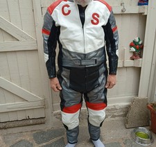 Motorcycle Leathers Hardly Used Two-piece Suit, Size XL
