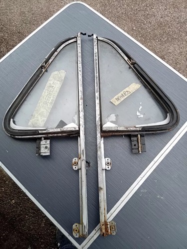 Type 4 lights notchback - 1/4,