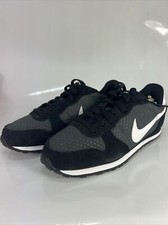 Nike Genicco, Brand New
