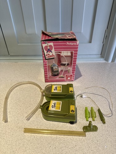 Vintage pedigree sindy - 2, x