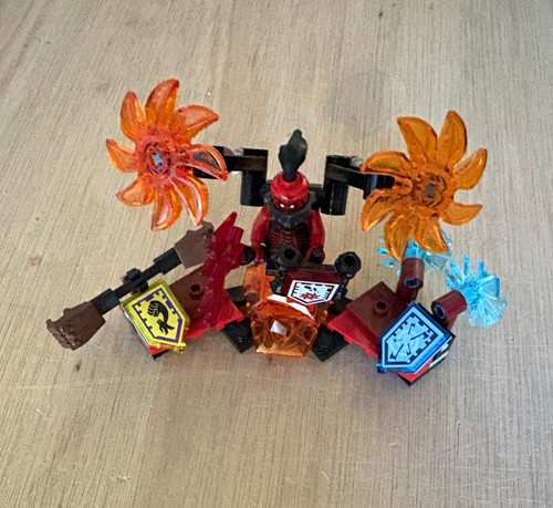 Lego nexo knights ultimate