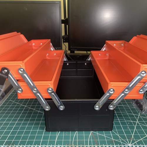 Metal tool box - tiers, trays