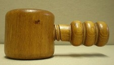 Vintage Wooden Gavel Nutcracker (B51)