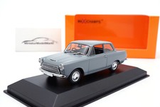 #940082000 - Minichamps Ford
