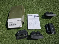 Exodus roof bar fitting - roof,