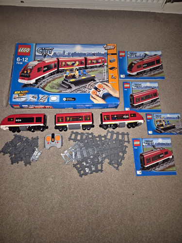Lego city trains 7938 - trains,