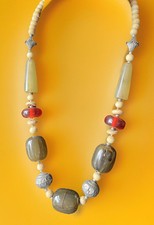 Chunky Necklace Multi Coloured Resin & Silver Tone Bead Vintage Bohemian 784 Red