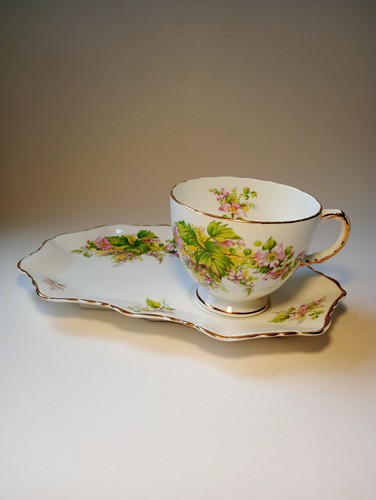 Sutherland tennis floral - m,