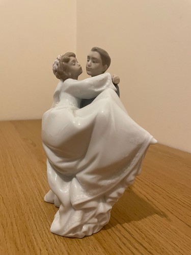 Nao lladro wedding figurine - nao,