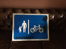 BANKSY?? ‘girl with balloons’ tagged stencil art graffiti UK metal road sign