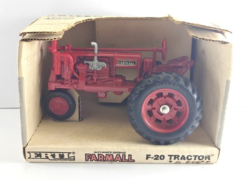 Vintage ertl farmall - vintage,