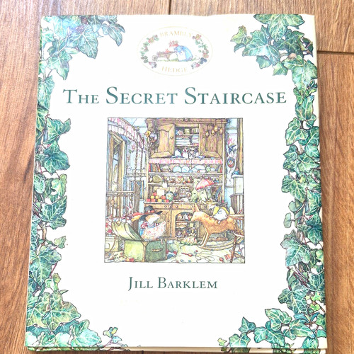 Brambly hedge the - hedge,