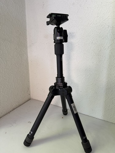 Velbon 43d travel tripod - travel,