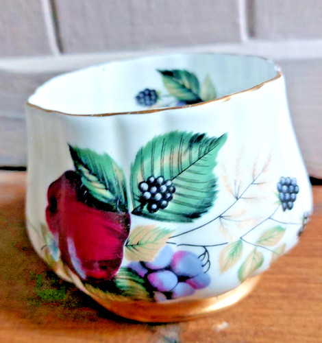 Stunning bone china sugar - stunning,