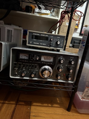 Yaesu 101e transceiver - yaesu,