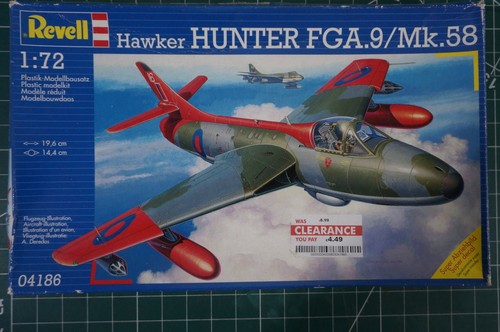Revell 04186 superb - 1/72, #04186