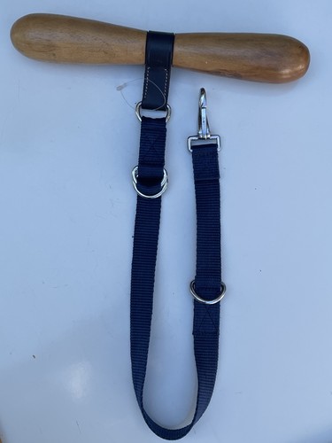 Wooden shaped saddle holder - saddle,