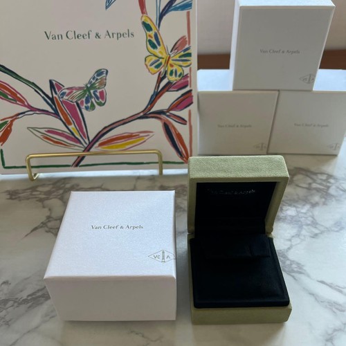 Van cleef arpels earrings - van,