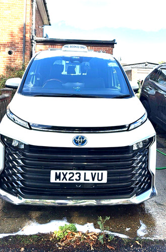Toyota voxy hybrid - toyota,