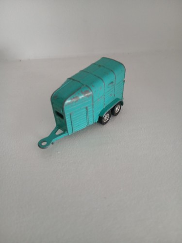Husky models rice horsebox - models,