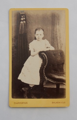 Cdv victorian girl - girl, boots
