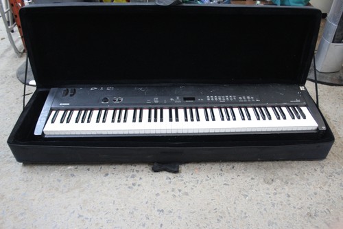 Yamaha compact 88 key - cp-33, 88-key