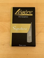 Legere Alto Saxophone Reeds Signature : Strength 3.75