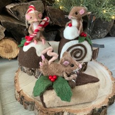 Felt Mice on Christmas Cake