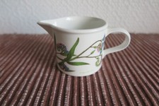 LOVELY SMALL PORTMEIRION CREAM