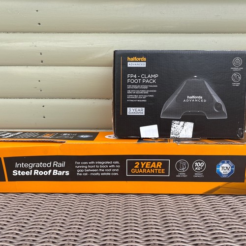 Halfords roof bars - halfords,