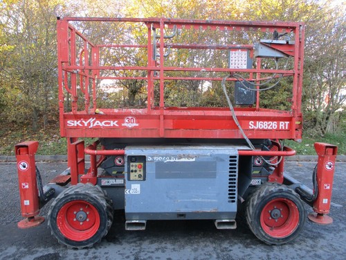 2015 skyjack 6826 - 6826, scissor