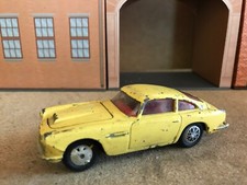 Aston Martin DB4 (Corgi 216) 