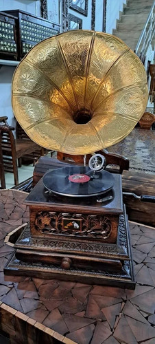 Hmv vintage gramophone - hmv,