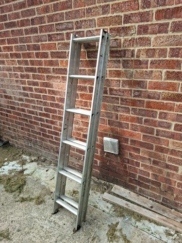Aluminium extension ladder - aluminium,