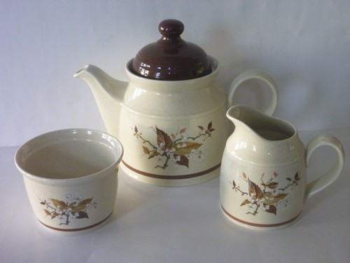 Royal doulton wild cherry - doulton,