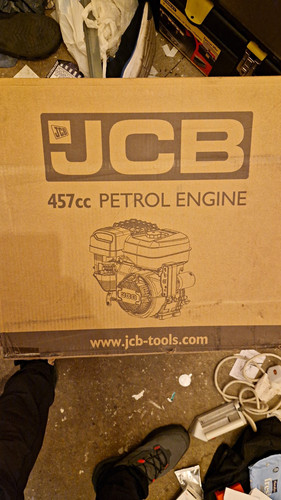 Jcb 457cc petrol - cold, water