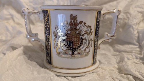 Royal crown derby limited - crown,