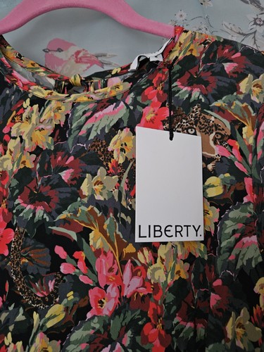 Bnwt 295 stunning - £295,